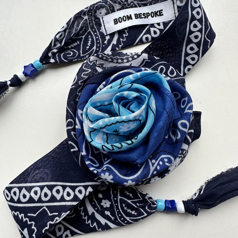 BLUE OMBR BANDANA ROSE CHOKER BY