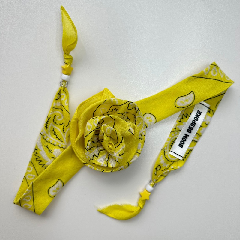 YELLOW BANDANA ROSE CHOKER BY