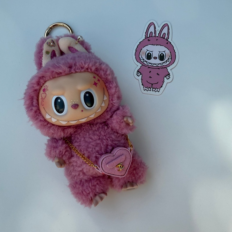 HEART BAG LYCHEE BERRY  LABUBU