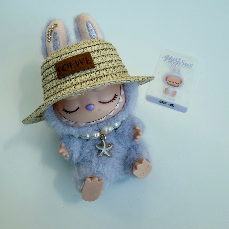 STRAW HAT ZIZI  LABUBU