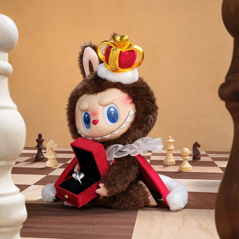 THE MONSTERS Let’s Checkmate Series-Vinyl Plush Doll