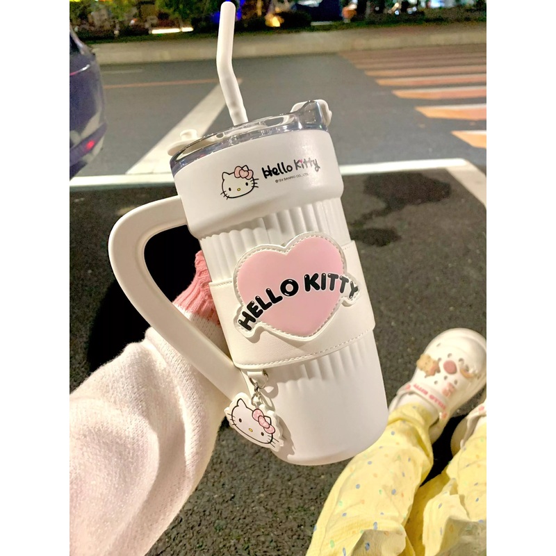 Sanrio Heart Sleeve Leak-proof Tumbler 40 Oz
