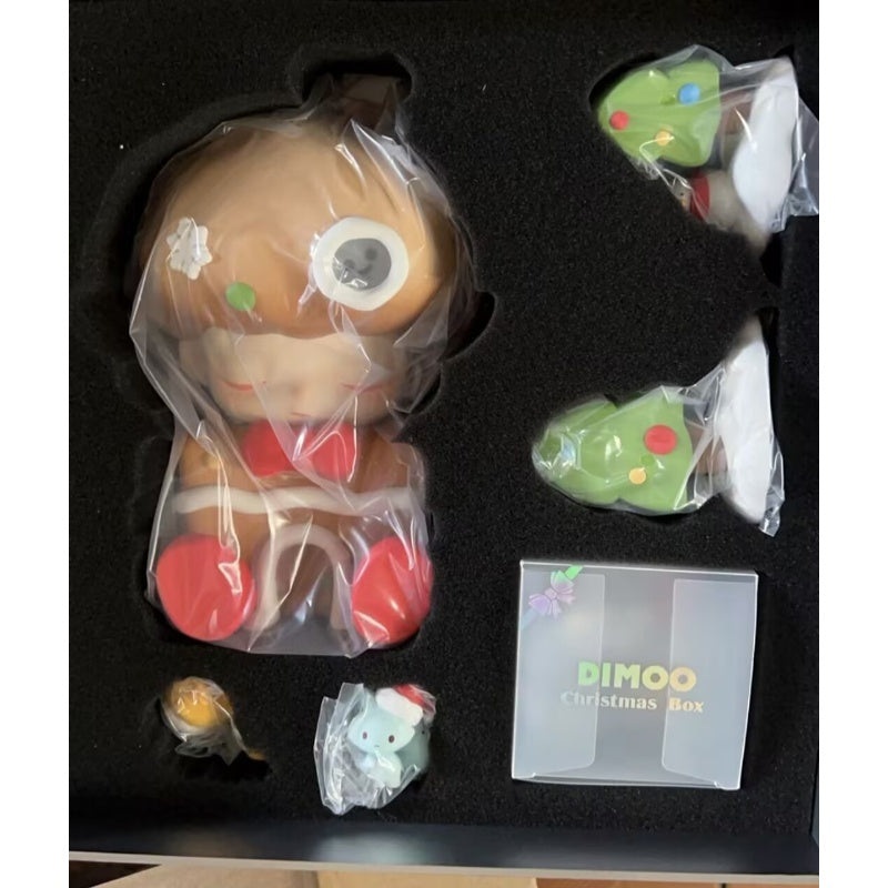 DIMOO Christmas Box Limited Figure Special Ver.