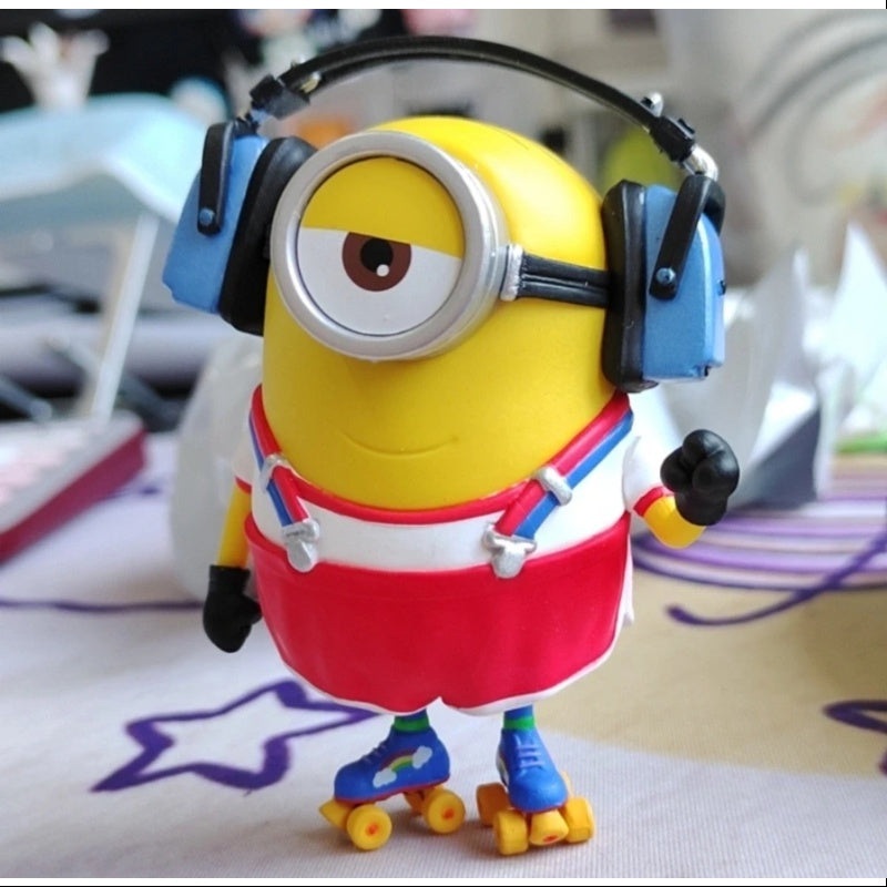 Pop Mart X Minions 2 Series Roller skating Stuart