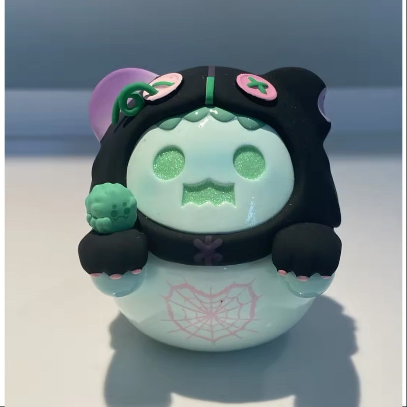 Shinwoo Ghost Bear House Series Web a Heart