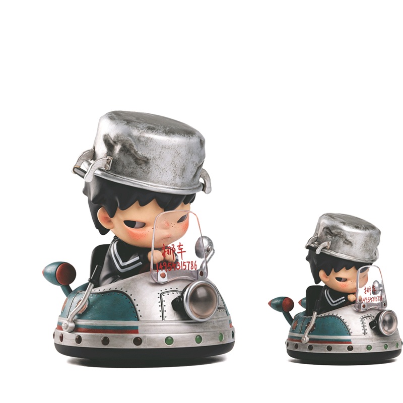POP MART Hirono The UFO Chaser 100%/200% Figurine