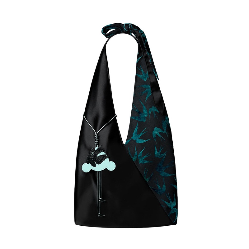POP MART SKULLPANDA The Mirage Series Shoulder Bag